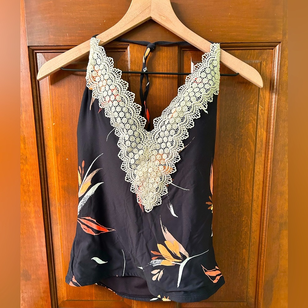 Sea Angel Black and Orange Floral tie neck tankini top. Size M